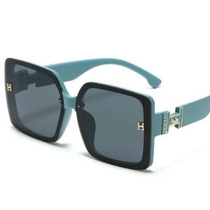 NWOT luxury brand inspired fashion oversized shades sunglasses